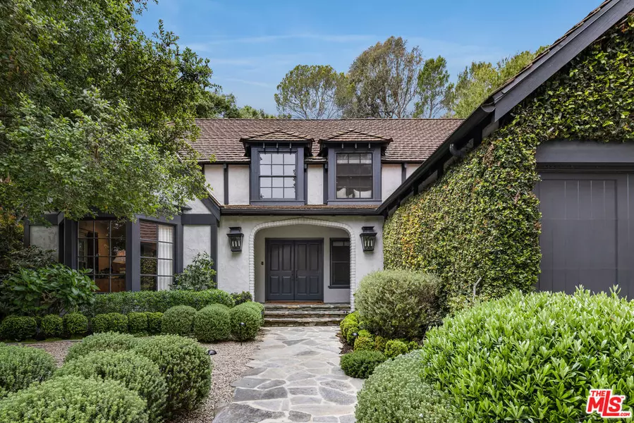 13176 Boca De Canon Ln, Los Angeles, CA 90049