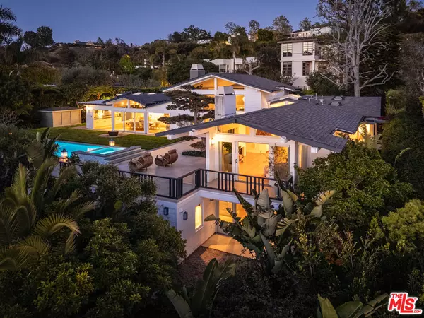 1135 Ravoli Dr, Pacific Palisades, CA 90272