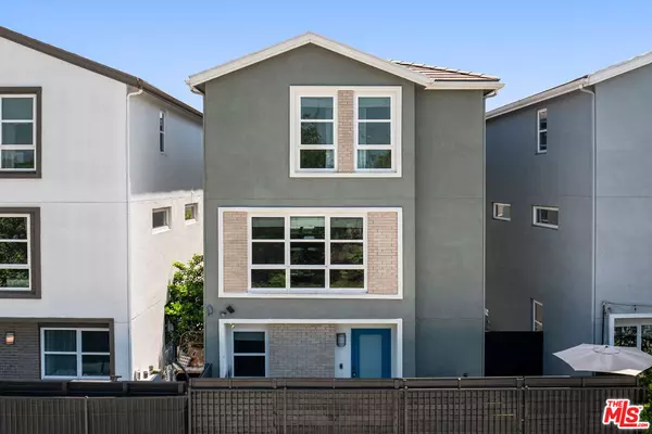2700 E Chaucer St #19, Los Angeles, CA 90065