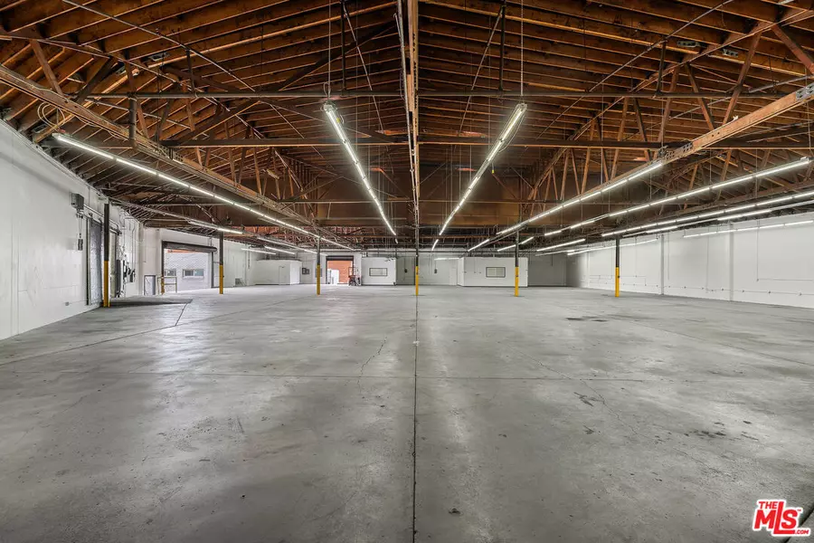 3301 Maple Ave, Los Angeles, CA 90011
