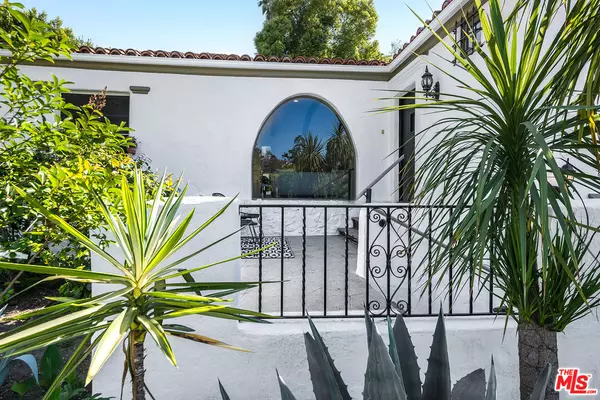 Los Angeles, CA 90068,3137 Lindo St