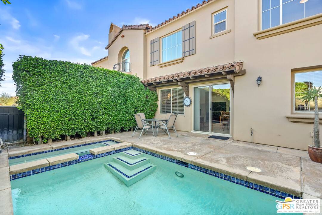 1490 Yermo Dr, Palm Springs, CA 92262