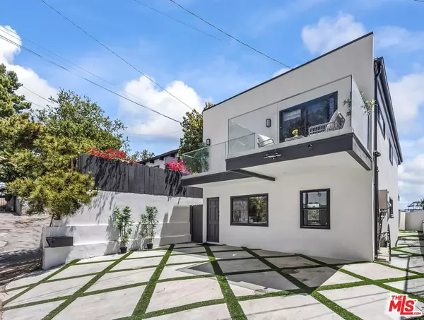 Los Angeles, CA 90046,8960 Crescent Dr