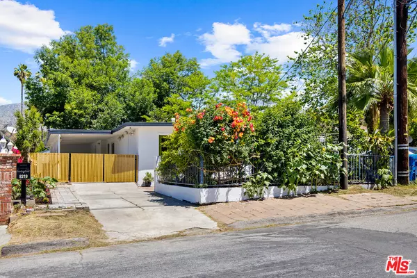 Sunland, CA 91040,8319 Hillrose St