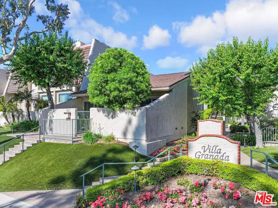 Woodland Hills, CA 91367,6209 Randi Ave