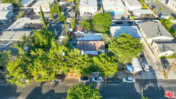 North Hollywood, CA 91605,6928 Gentry Ave