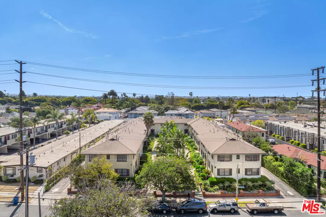 Santa Monica, CA 90404,2032 Delaware Ave