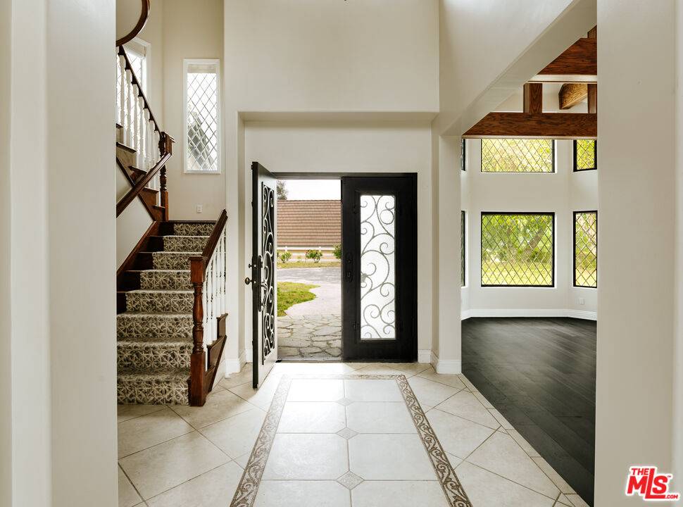 Canyon Country, CA 91387,16161 Sky Ranch Rd