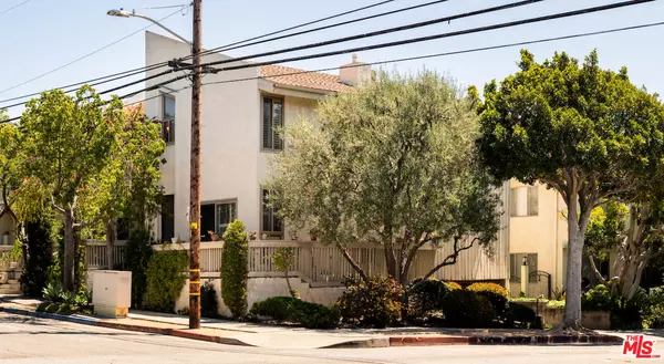 2002 California Ave #1, Santa Monica, CA 90403