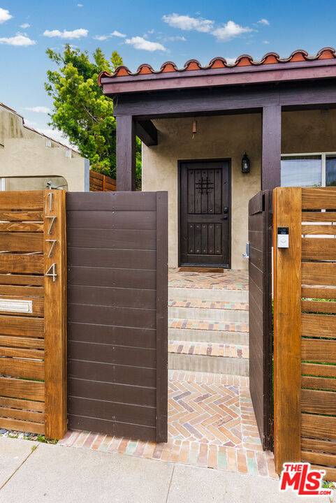 Venice, CA 90291,1774 Washington Way