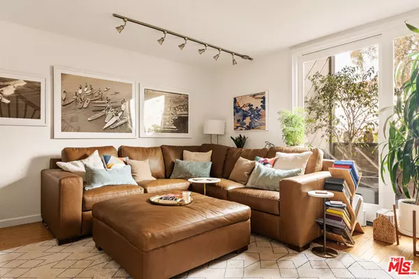 Santa Monica, CA 90403,621 California Ave #3