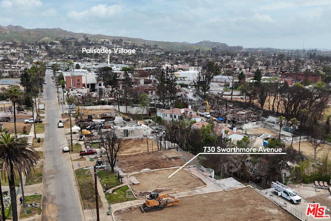Pacific Palisades, CA 90272,730 Swarthmore Ave