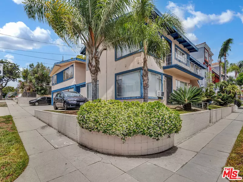 5401 Thornburn St, Los Angeles, CA 90045