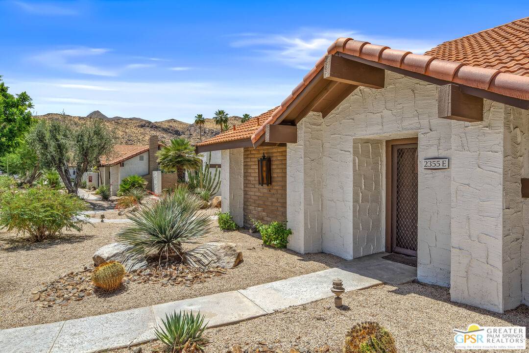 2355 S Gene Autry Trl #E, Palm Springs, CA 92264