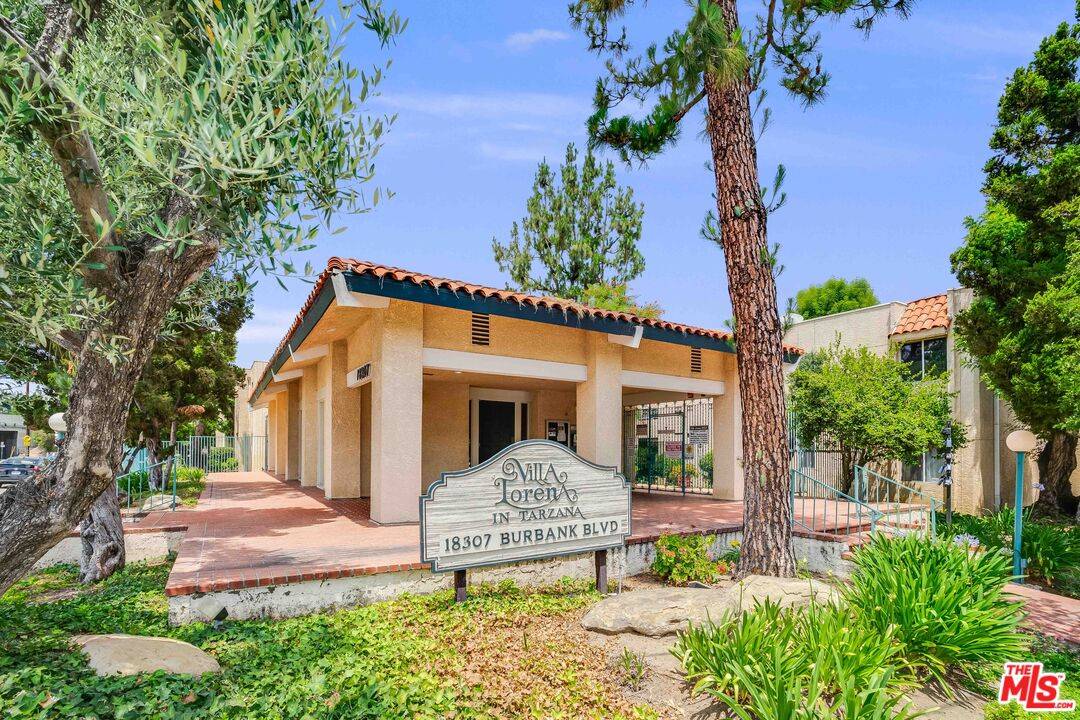 18307 Burbank Blvd #34, Tarzana, CA 91356