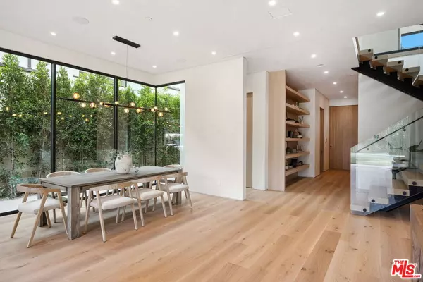 Sherman Oaks, CA 91403,14718 Otsego St