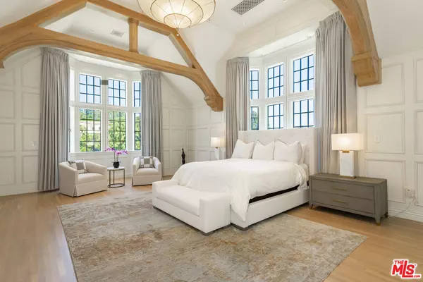 Los Angeles, CA 90077,10950 Bellagio Rd