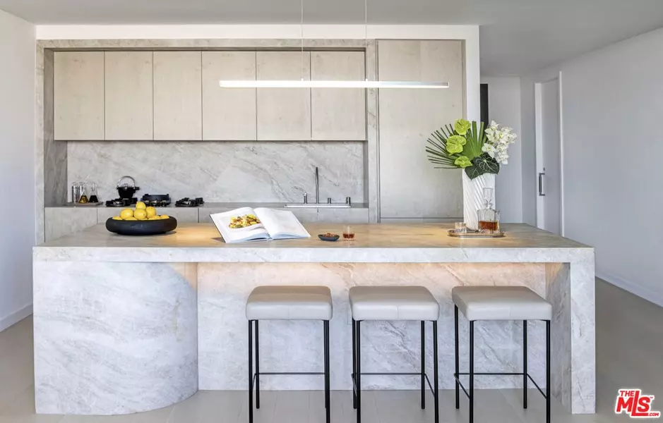 9200 Wilshire Blvd #406W, Beverly Hills, CA 90212