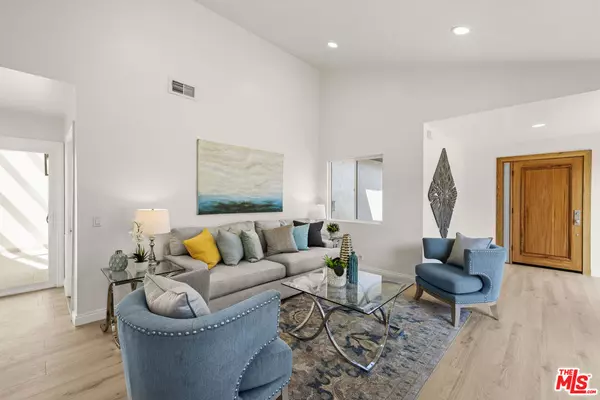 Inglewood, CA 90302,13 Pepper Ct