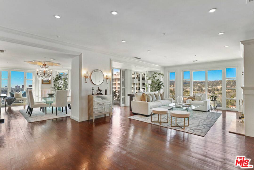 Los Angeles, CA 90024,10580 Wilshire Blvd #19NW