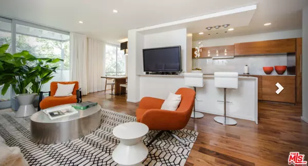 Beverly Hills, CA 90210,406 N Oakhurst Dr #204