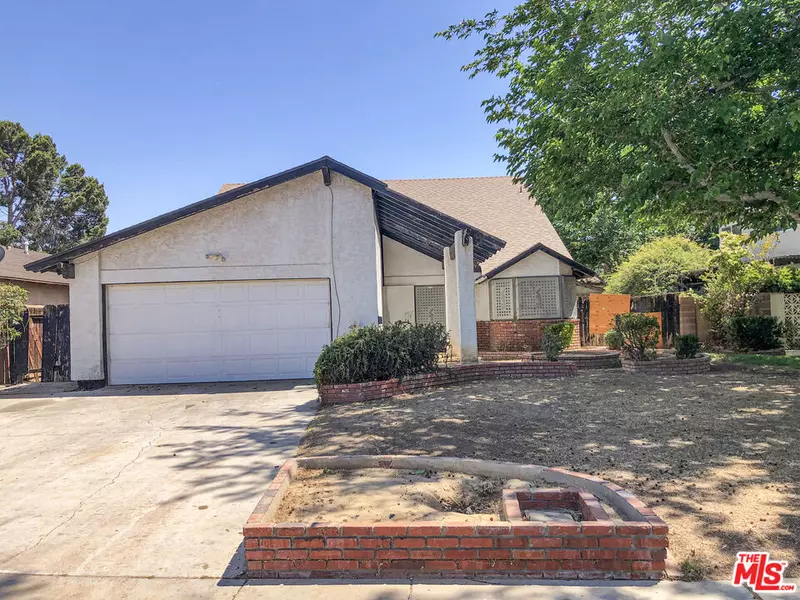 1132 Morven St, Lancaster, CA 93535