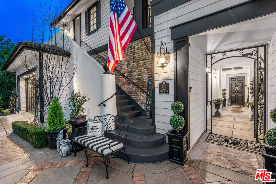Calabasas, CA 91302,25550 Prado De Oro