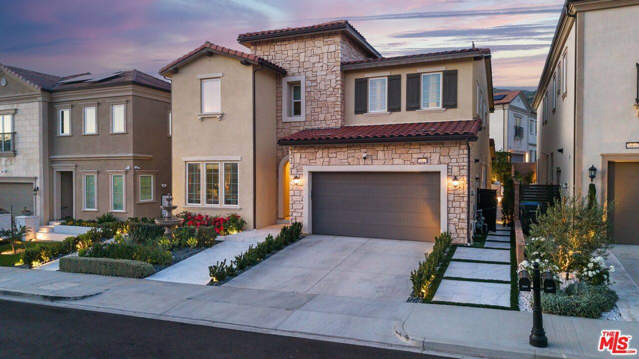 Porter Ranch, CA 91326,20643 W Wood Rose Ct