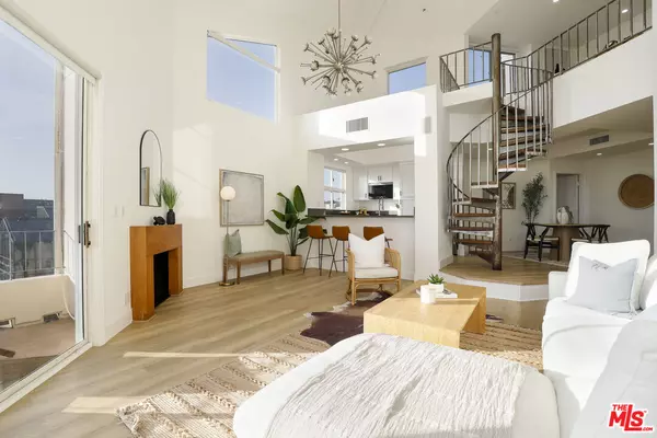 Venice, CA 90291,235 Main St #321
