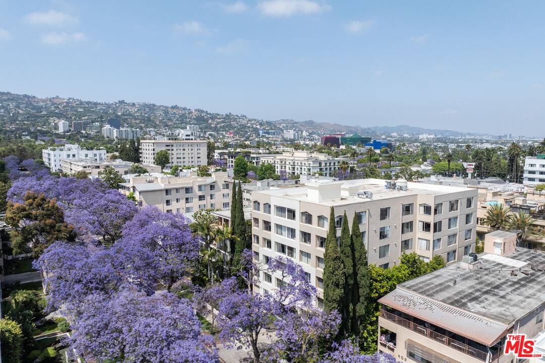 412 N Palm Dr #304, Beverly Hills, CA 90210