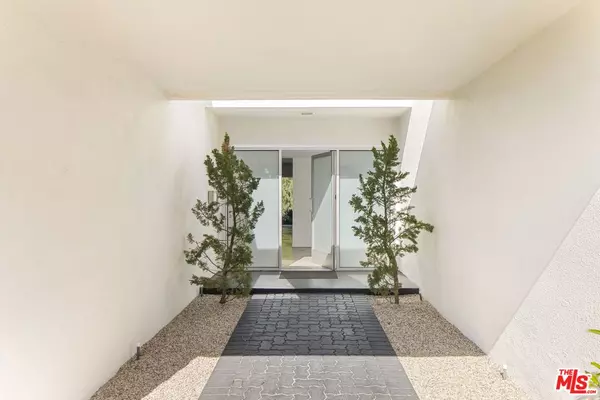 Studio City, CA 91604,11115 Dona Pegita Dr