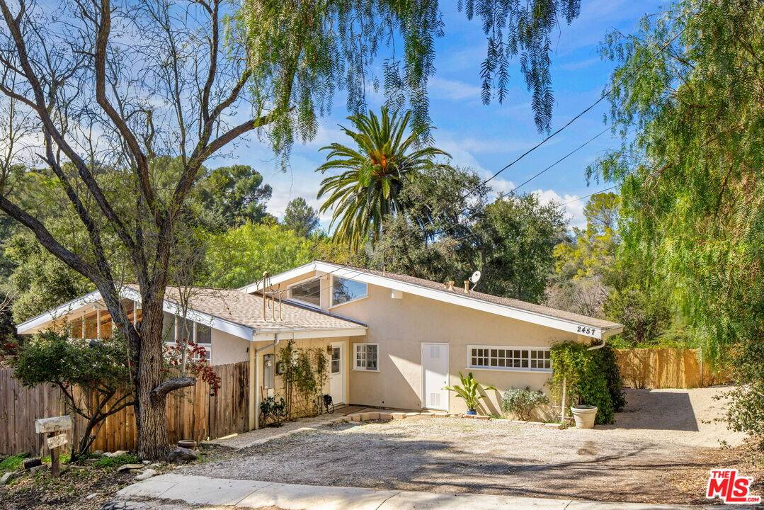 2457 Liberty Ln, Topanga, CA 90290