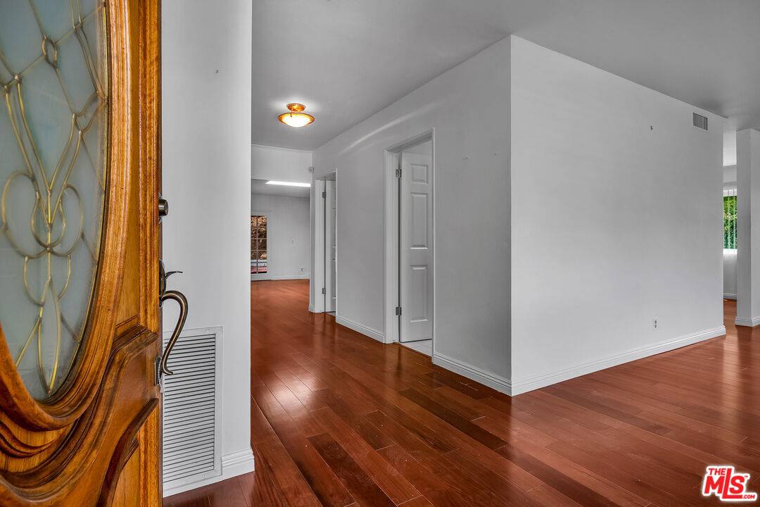 Studio City, CA 91604,2925 Dona Susana Dr