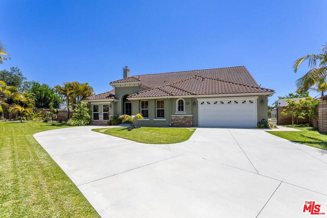 Yorba Linda, CA 92886,18568 Arbor Gate Ln