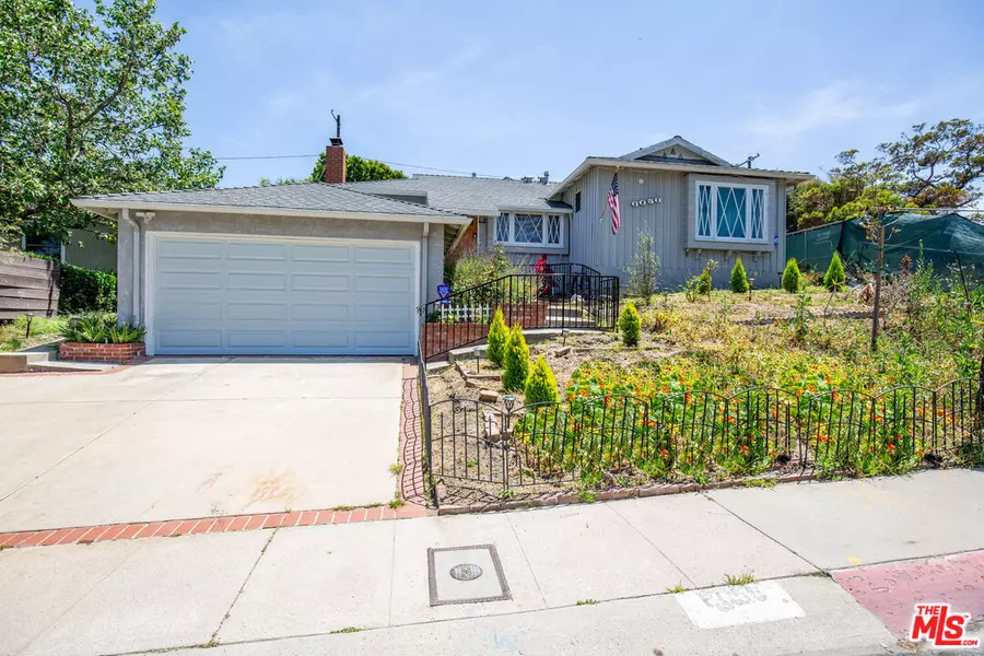 6058 W 76th St, Los Angeles, CA 90045