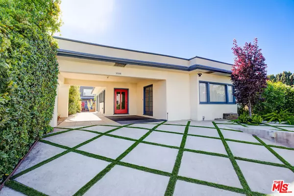 1725 N Berendo St, Los Angeles, CA 90027