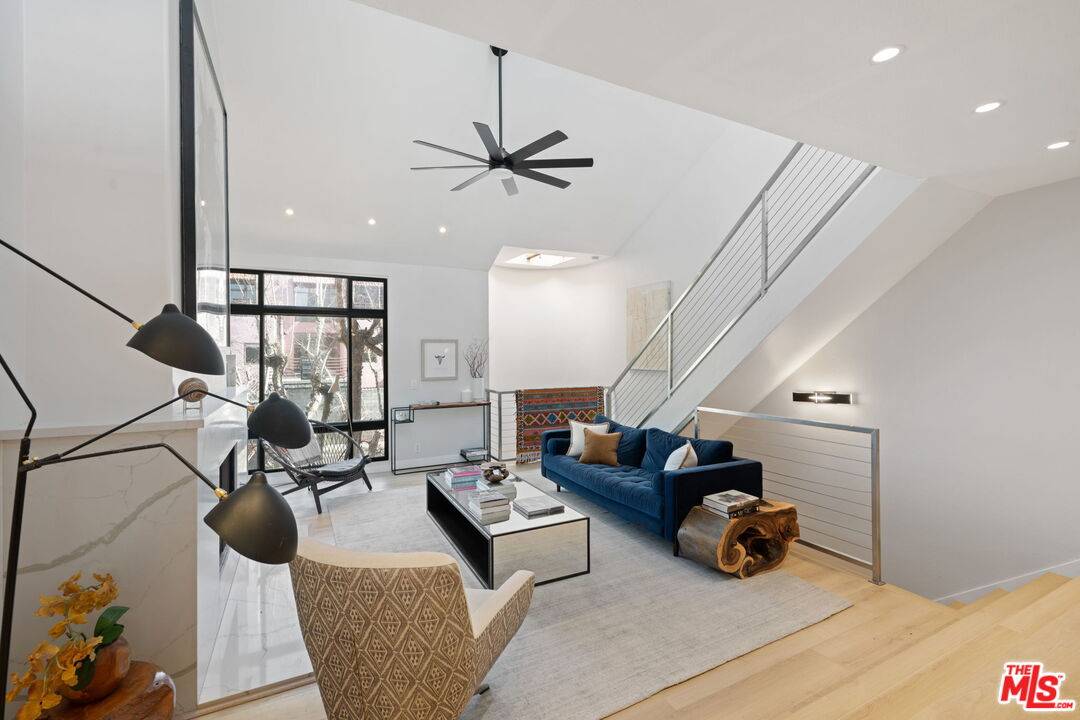 Santa Monica, CA 90405,2108 Neilson Way