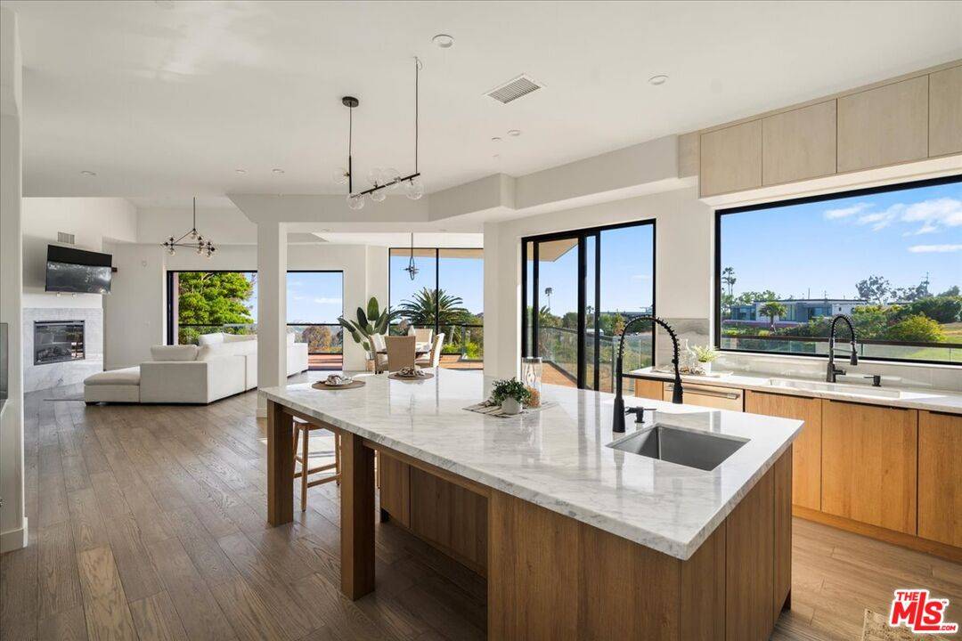 Malibu, CA 90265,5675 Calpine Dr