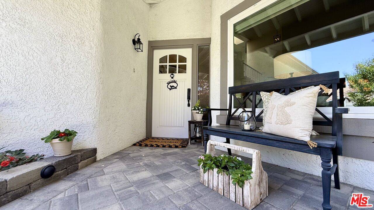 Agoura Hills, CA 91301,26820 Cactus Trl