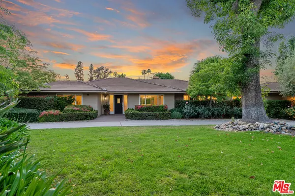 5403 Oakdale Ave,  Woodland Hills,  CA 91364