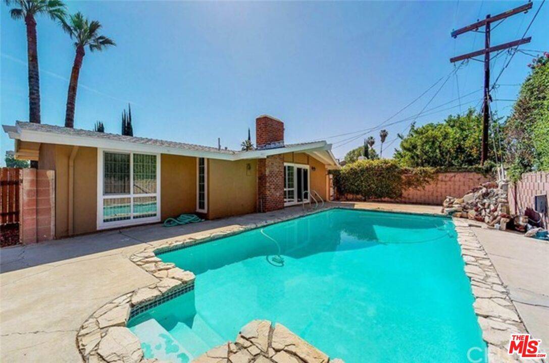 Winnetka, CA 91306,6763 Lurline Ave