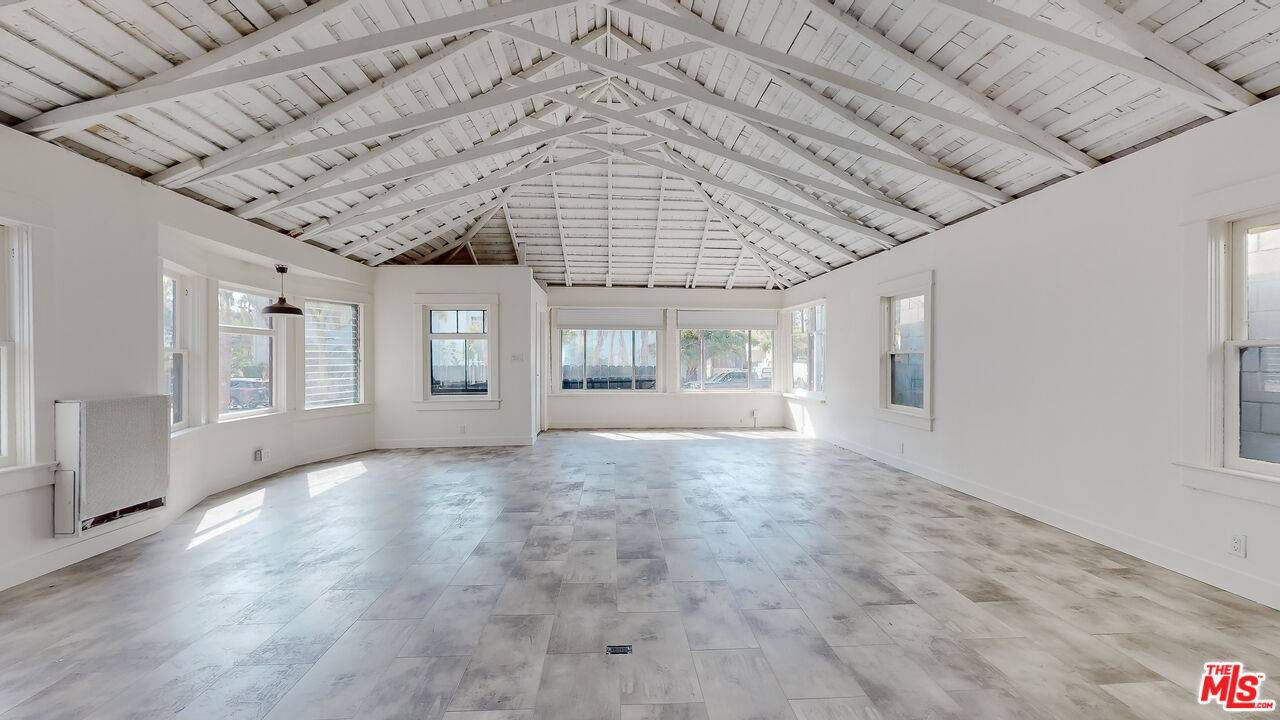 Santa Monica, CA 90405,2221 Neilson Way
