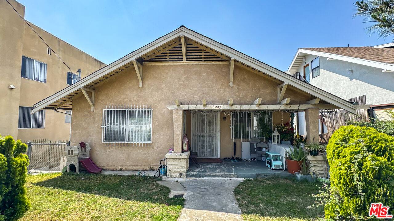 Los Angeles, CA 90026,1027 N Coronado ST
