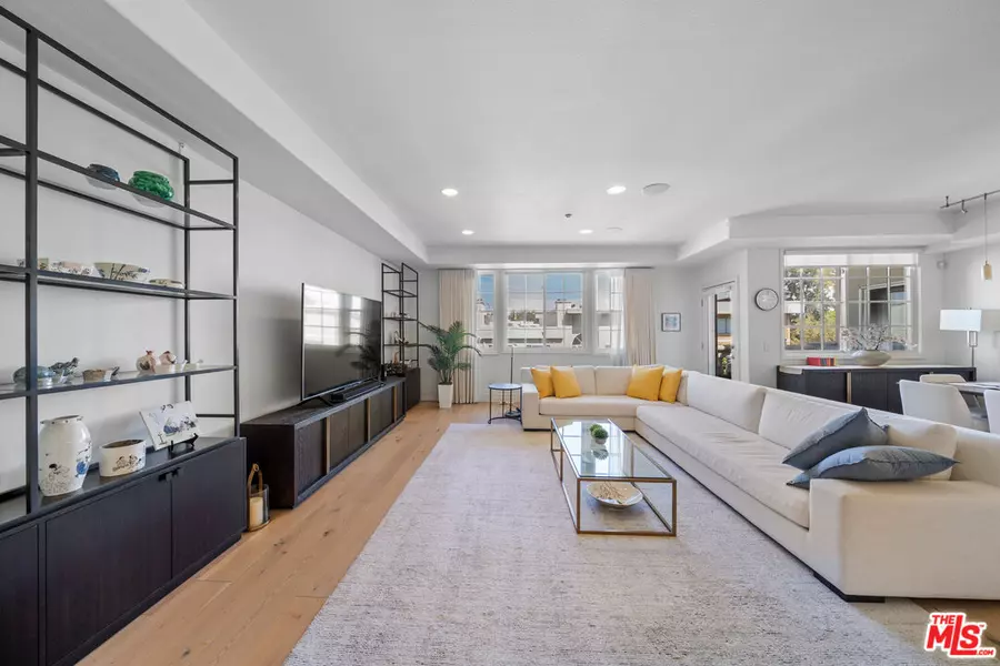 107 N Swall Dr #402, Los Angeles, CA 90048