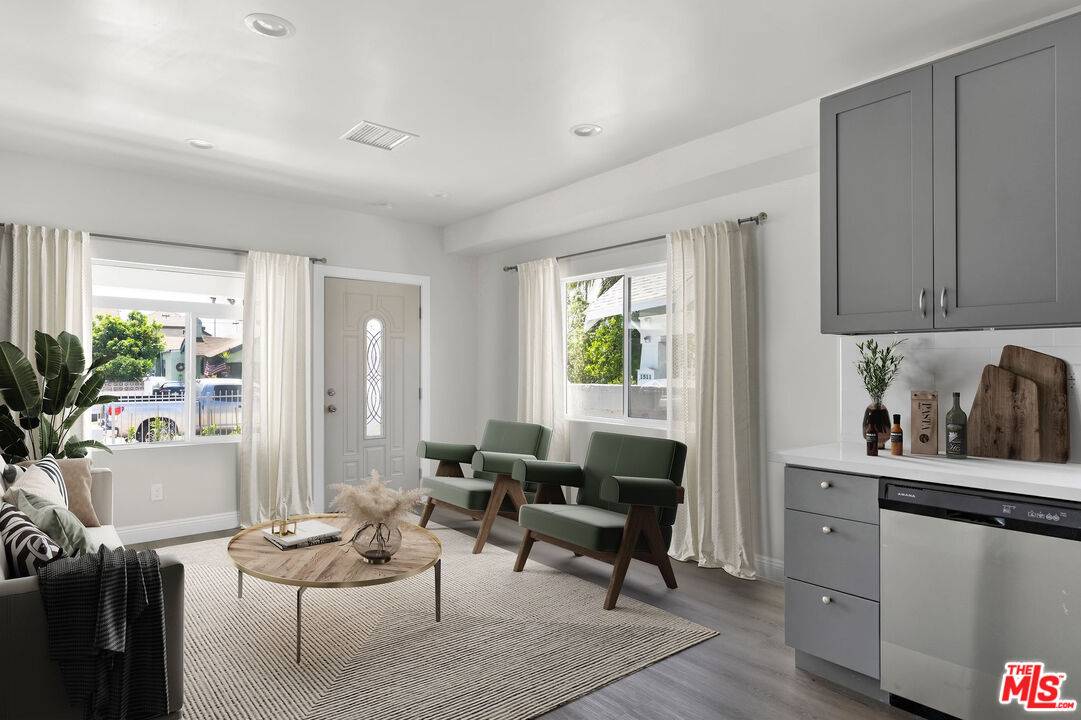 1509 W 50th ST, Los Angeles, CA 90062