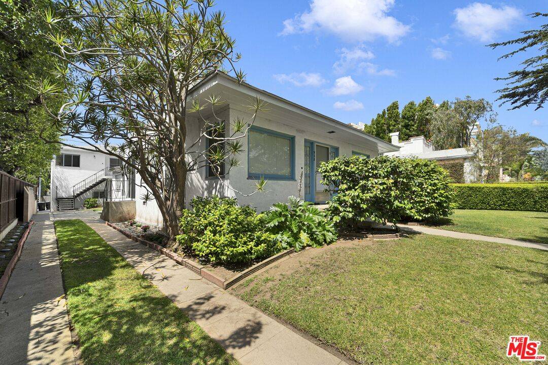 938 15th St, Santa Monica, CA 90403
