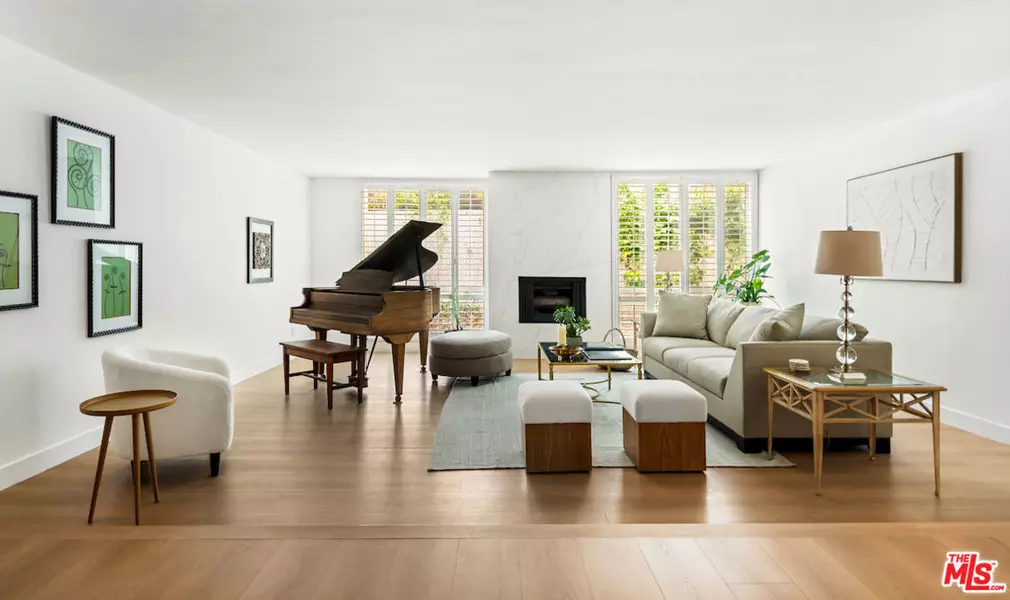 14106 Dickens St #105, Sherman Oaks, CA 91423