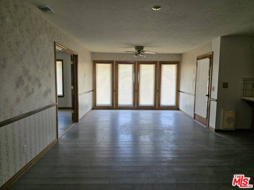 Pinon Hills, CA 92372,3385 State Hwy 138