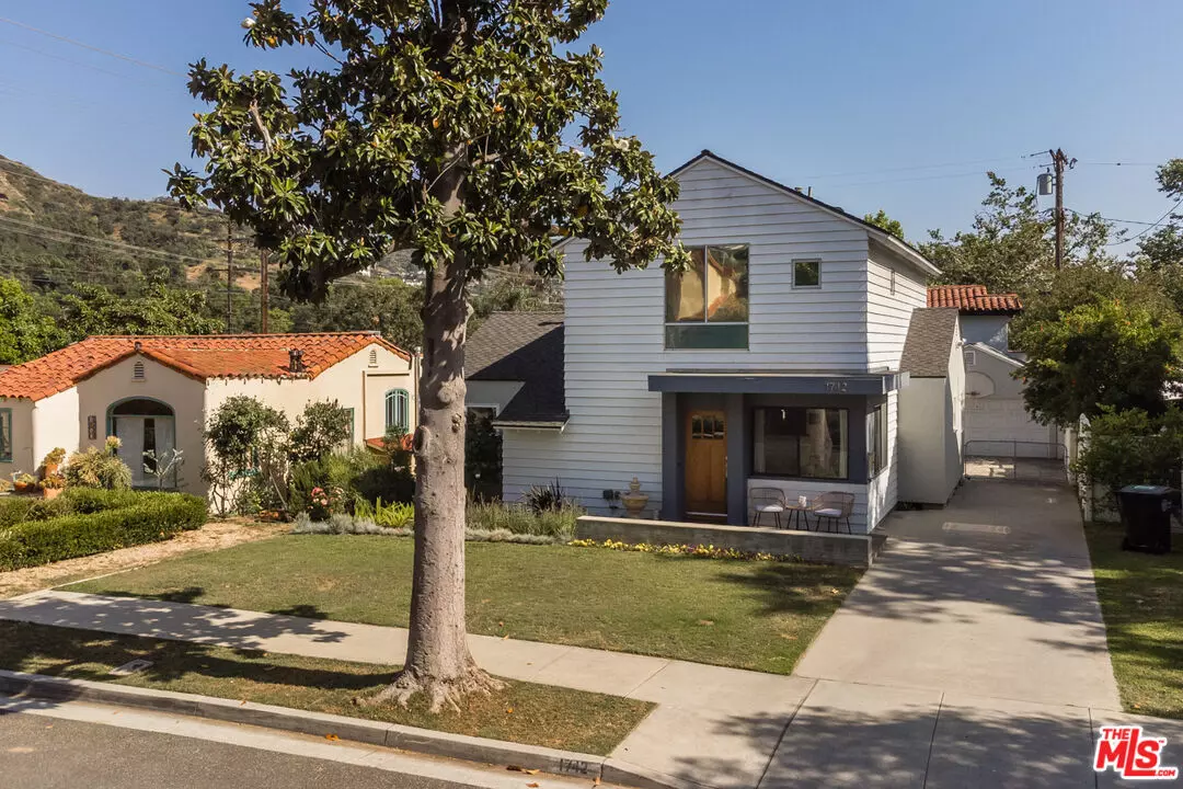 Glendale, CA 91208,1742 El Rito Ave