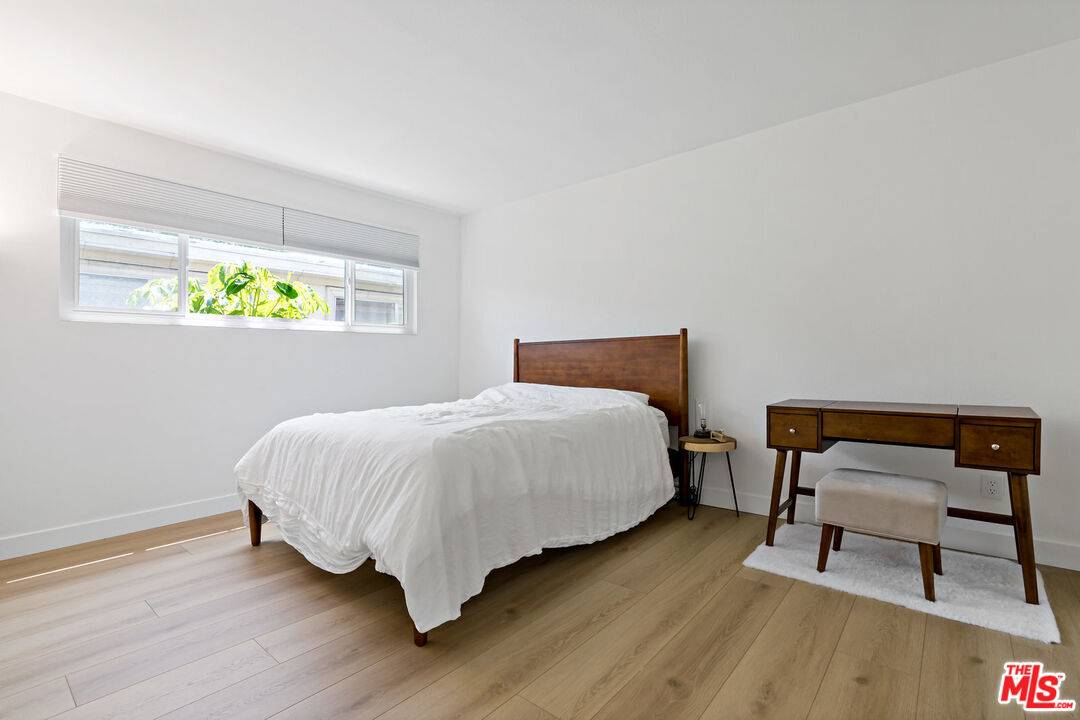 20159 Cohasset St #3, Winnetka, CA 91306